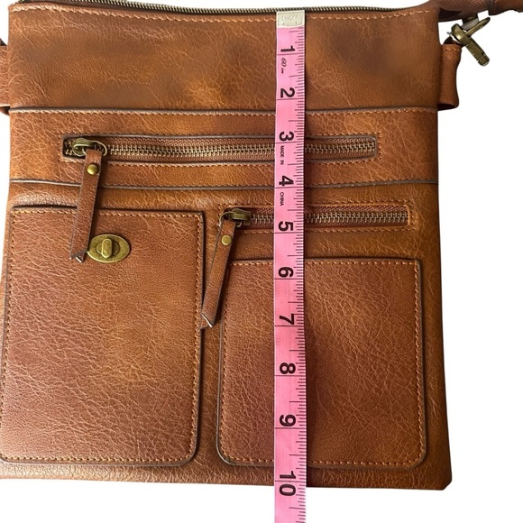 Stylish Brown Vegan Leather Crossbody Bag Adjustable Strap  NWT - Picture 8 of 12